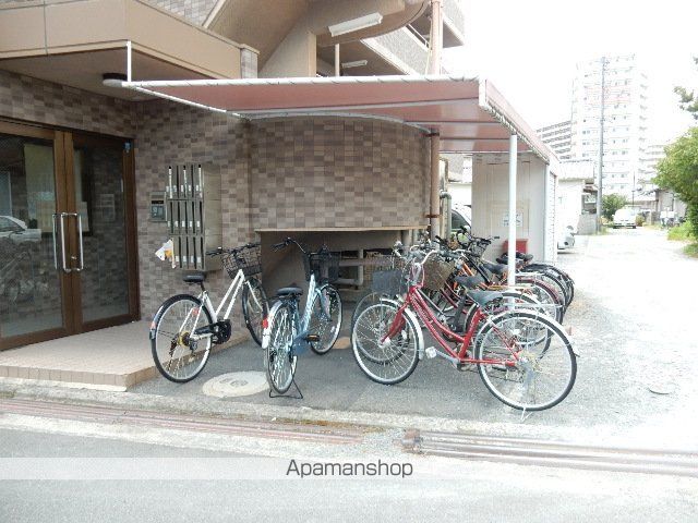 アークヒルズ西古松の外観写真