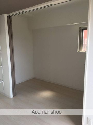 レジディア三軒茶屋Ⅲ[2K/26.3m2]のリビング・居間2