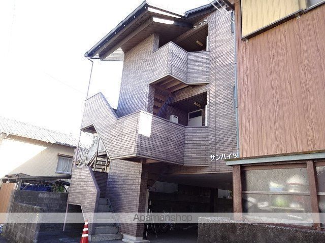 サンハイツ鏡川の外観写真