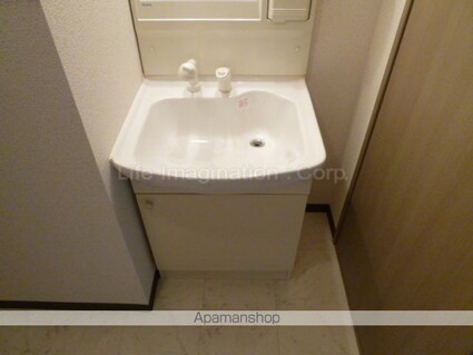 滋賀県大津市和邇南浜[2LDK/51.66m2]の洗面所