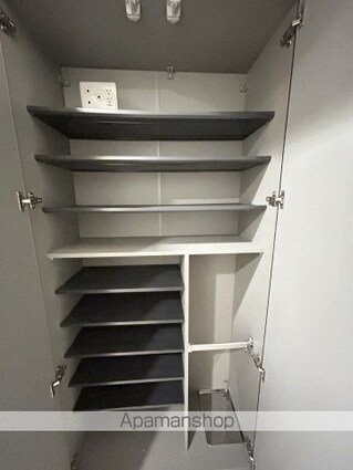 ラルウェンディ縮景園前イースト[1K/34.94m2]の玄関