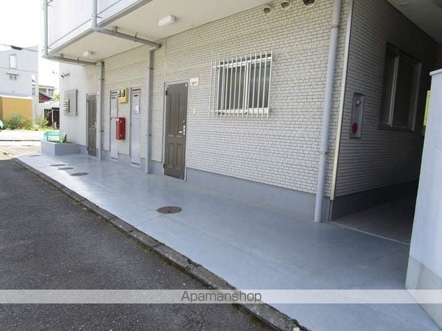 めぞん千本の玄関写真