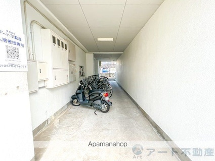 日正山越ハイツ１[1R/29.7m2]のロビー