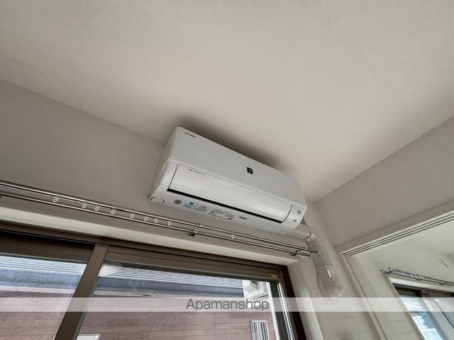 NUOVE CONNESSIONIの内装写真