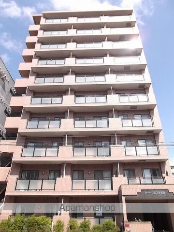 アートパレス壱番館の玄関写真
