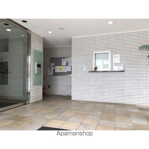 クレステージ宮の森の外観写真