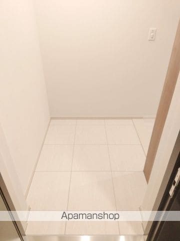 プレミストタワー靱本町の内装写真