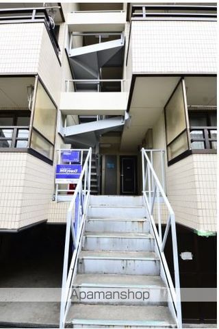 トリノマンションの玄関写真