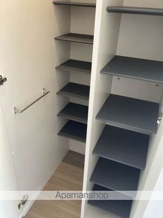 シャーメゾン久米　Ａ棟[1LDK/42.53m2]の収納