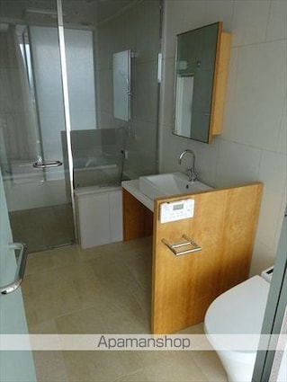 和歌山県和歌山市十番丁[2LDK/141.45m2]の洗面所