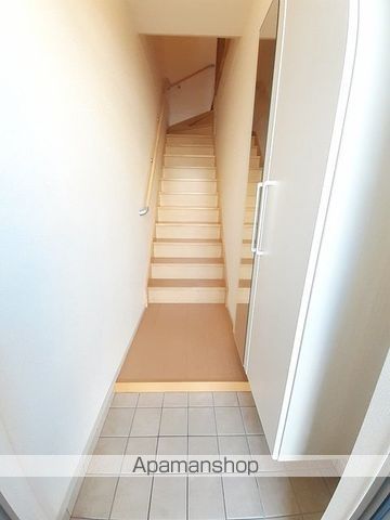 カーサ アルベロディピノBの玄関写真