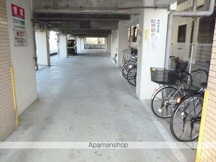 和歌山県和歌山市太田[1R/14.7m2]の共用部1