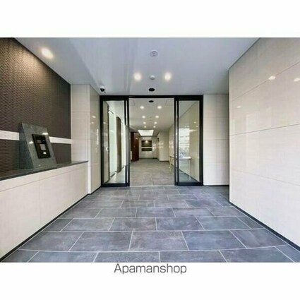 ４０６号室１２月中契約開始までＡＤ２　ＣＰ中ＳーＲＥＳＩＤ[1K/25.52m2]のエントランス1