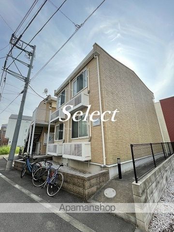 レオパレスベルサリーゼの外観写真