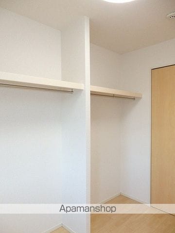 クローバーの内装写真