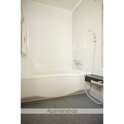 ロサーナ奥沢[2LDK/74.9m2]のバス