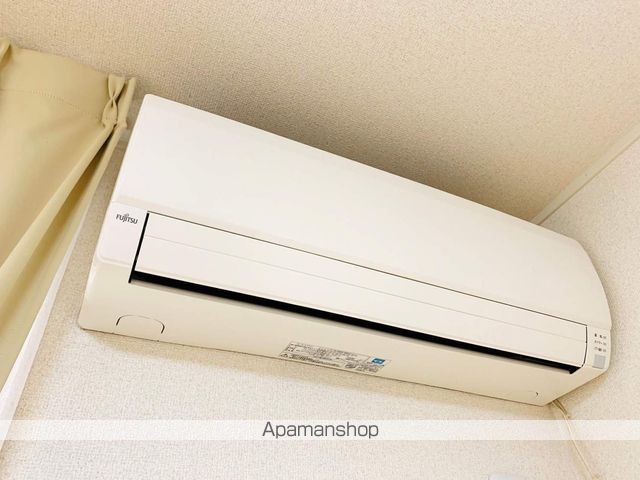 レオパレスドエルシンヤマの内装写真