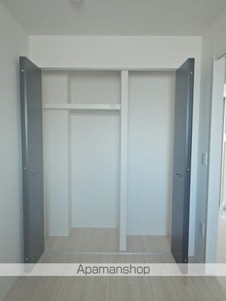 ユニヴァリィ県庁東[1LDK/41.8m2]の収納