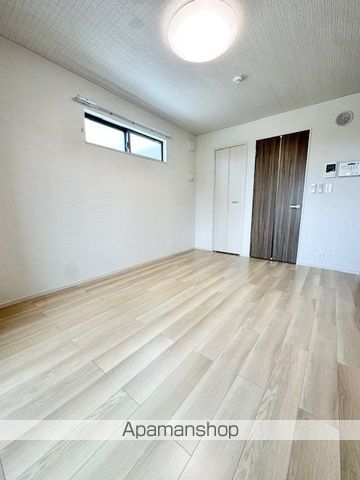 ラフレシール ウエストの内装写真