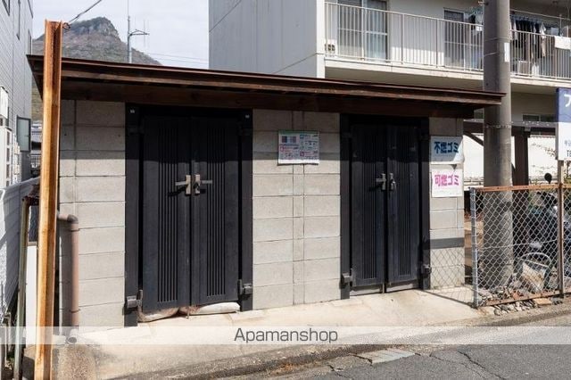 第２コーポ浅田[3LDK/70.4m2]の共用部1