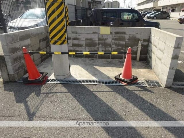 和歌山県和歌山市加納[2LDK/58.07m2]の共用部1