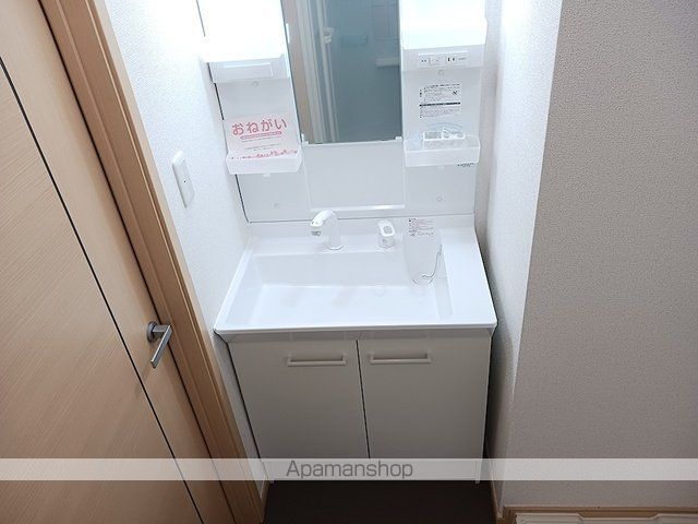 リバーサイド レジデンスの内装写真