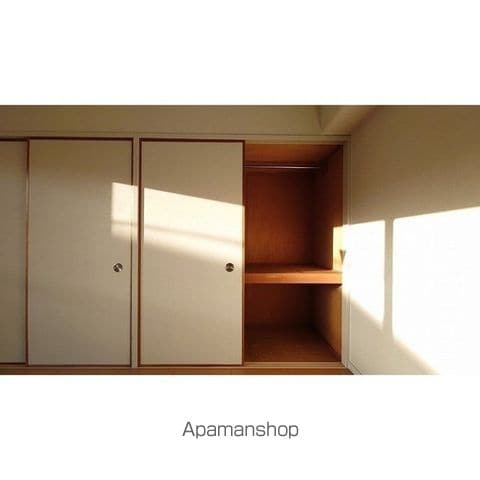 成城ロイヤルマンションの内装写真