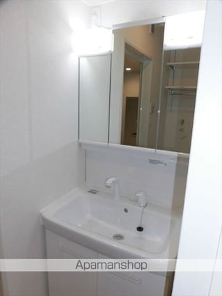 和歌山県和歌山市西庄[2LDK/57.54m2]の洗面所