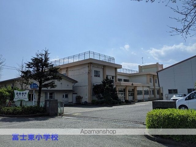 沼津市 2階建 築3年の周辺写真