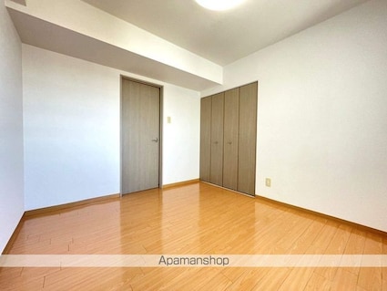 ロイヤルシティ参番館　若松町[2DK/45m2]の内装3