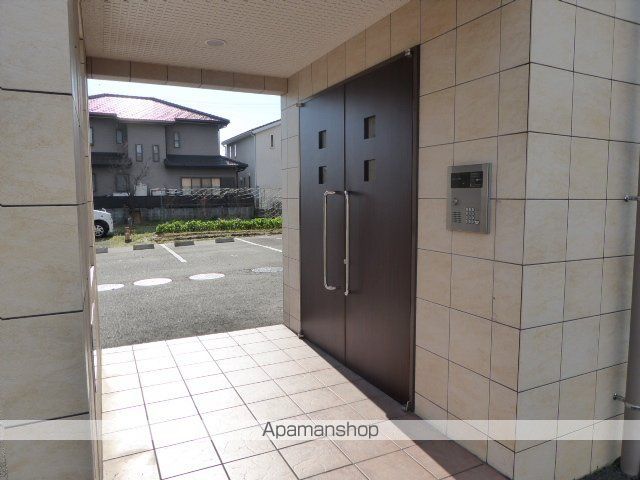 プリミエール清水の玄関写真