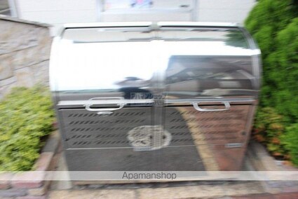 クリスタルコート[1LDK/42.8m2]の共用部1