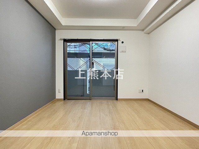 クロノス51新町VIの内装写真