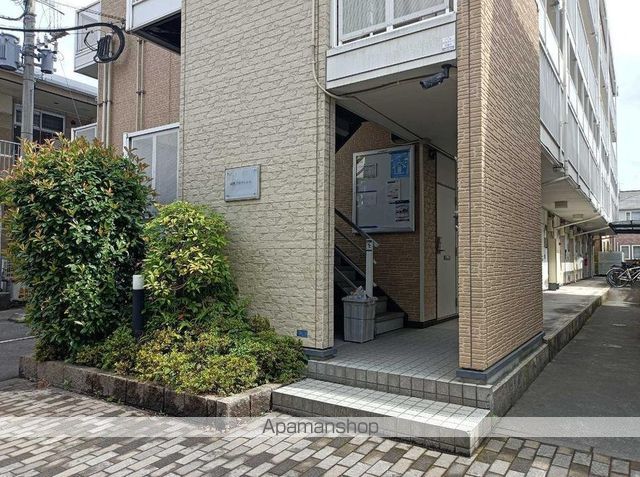 レオパレス薩摩プロヴァンスの玄関写真