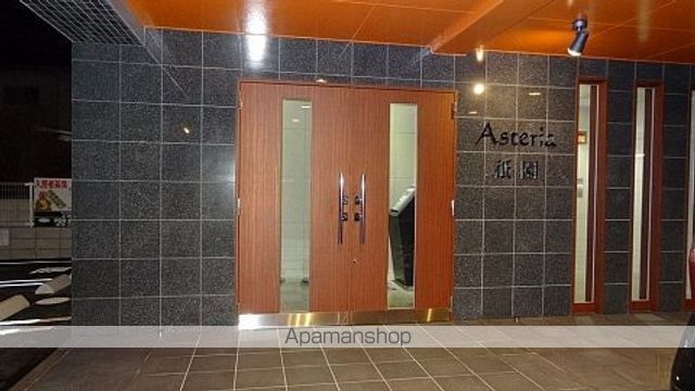 Asteria祇園の玄関写真
