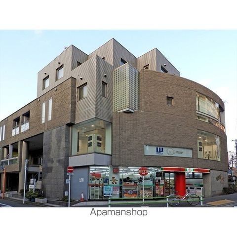 H&M南青山 EASTの外観写真