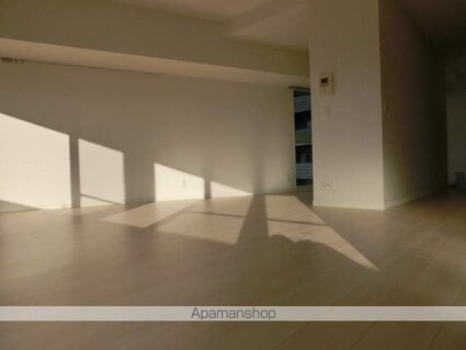 レジディア東桜Ⅱ[1LDK/61.17m2]のリビング・居間