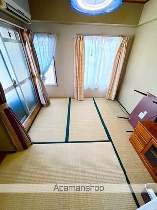 和歌山県和歌山市島崎町３丁目[1K/15m2]のリビング・居間