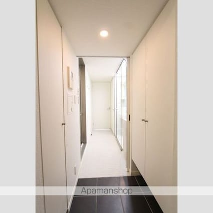 プライムアーバン三軒茶屋[1R/25.4m2]の玄関1