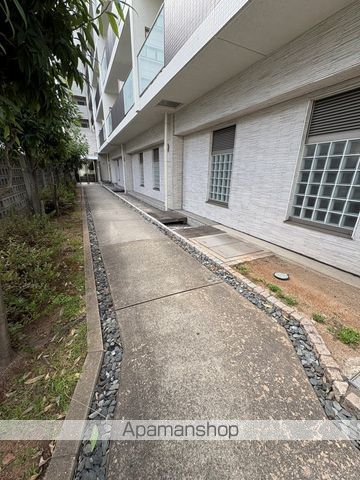 デイグラン鶴見の玄関写真