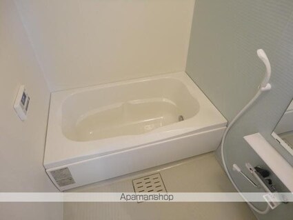 コーラルヴィラ出島Ａ[1LDK/45.82m2]のバス