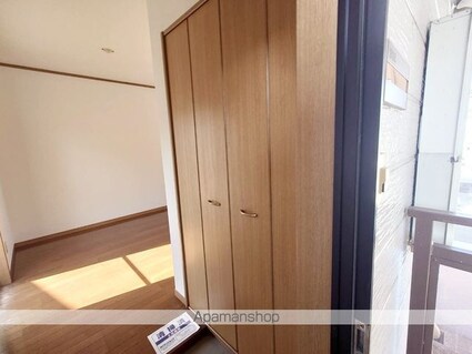 ユヌベルメゾン４[1R/20m2]の収納