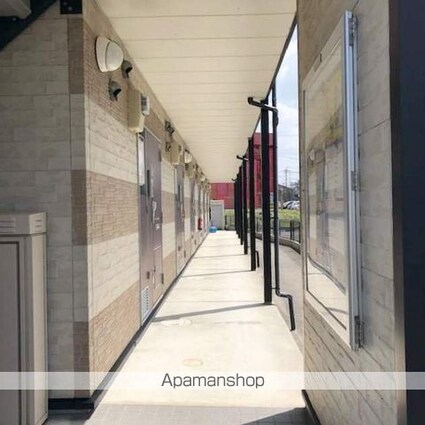 レオパレスステランテ[1K/23.18m2]のエントランス2