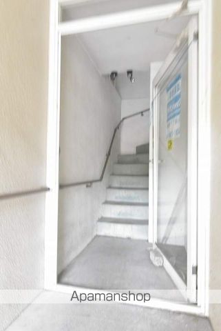 フロンティア57の玄関写真