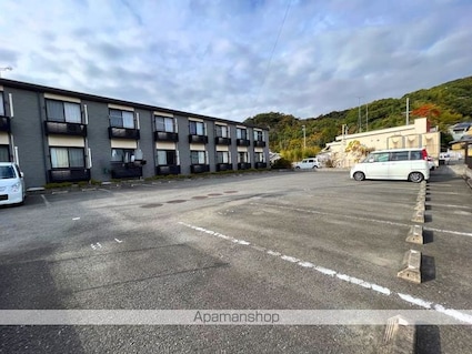 レオパレス神田[1K/23.61m2]の駐車場