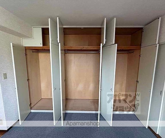 プリオール烏丸三条の内装写真