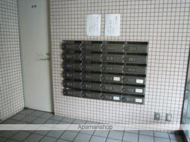 ハイツ空蝉の外観写真