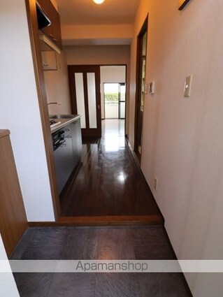 パレ・ド・メナールＢ棟[1K/31.57m2]の玄関