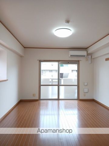 ラフレシール秋根の内装写真