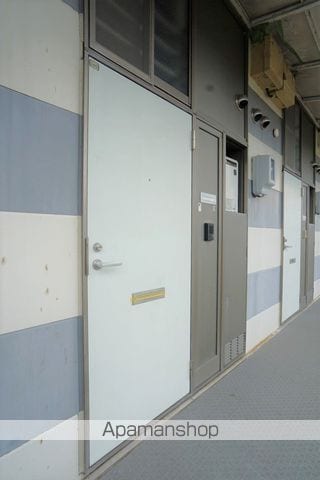 袋井市 2階建 築29年の玄関写真